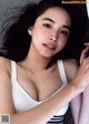 Hiroe Igeta 井桁弘恵, Weekly Playboy 2019 No.20 (週刊プレイボーイ 2019年20号) P8 No.ba90ab